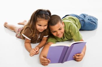 3 Cara Sukses Membaca Kisah Untuk Anak Bagi Orang Tua Baru